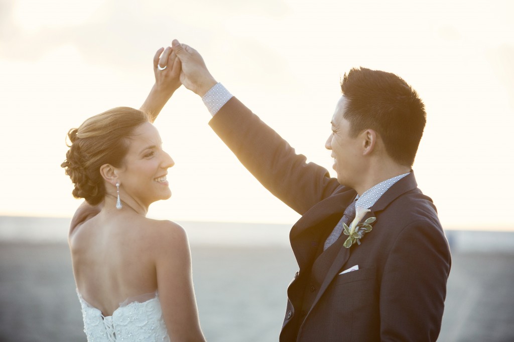 beach wedding in santa monica photo